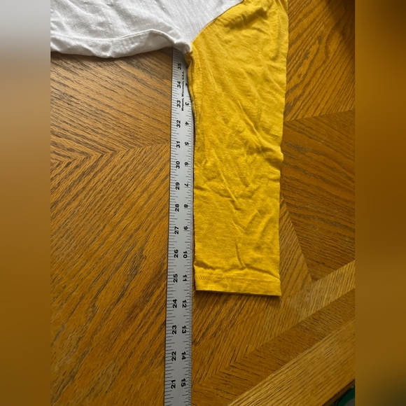 Old navy boys long sleeve - Picture 7 of 7